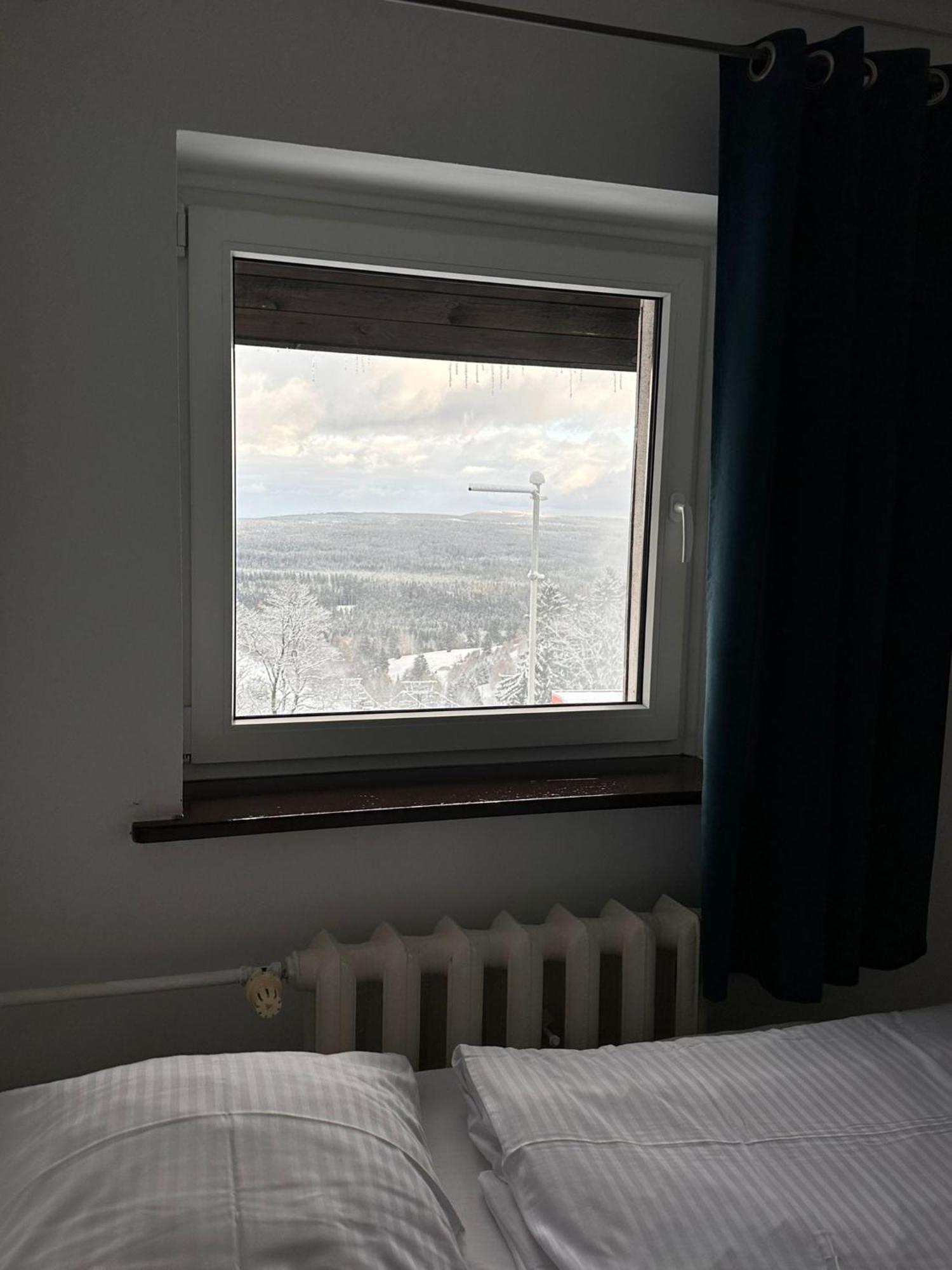 Hotel Straszny Dwór Duszniki Zdrój Habitación foto